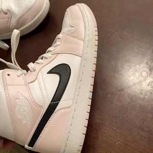 Jordan 1’s, 9.5 Barely Rose